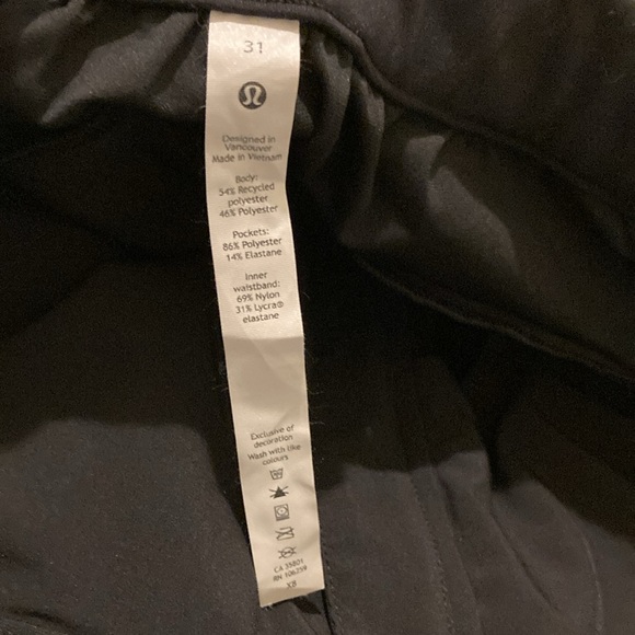Lululemon - Picture 8 of 9